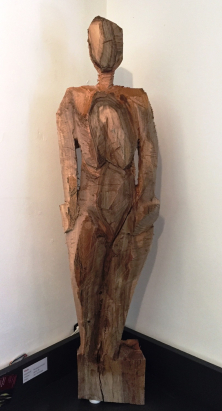 Frauenkörper aus Nussbaumholz
Masse: 30  x  115  cm
VERKAUFT / SOLD
